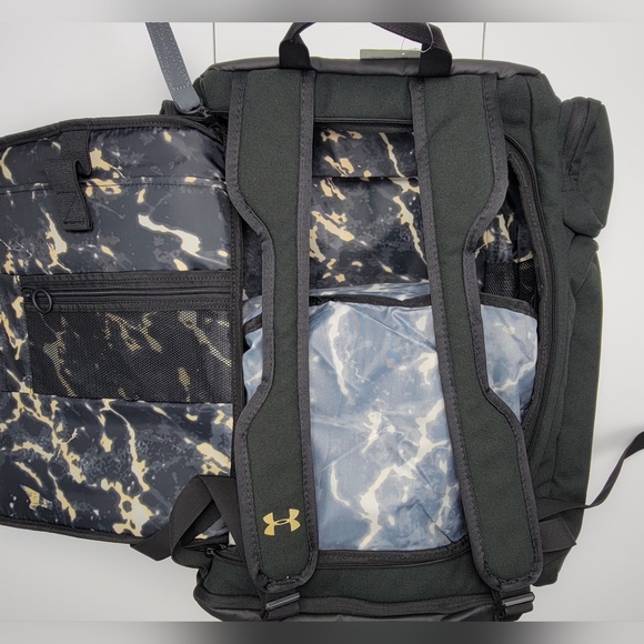 Under Armour UA Project Rock Duffle Backpack Bag Black Gold 1376459-002 New - Picture 8 of 16